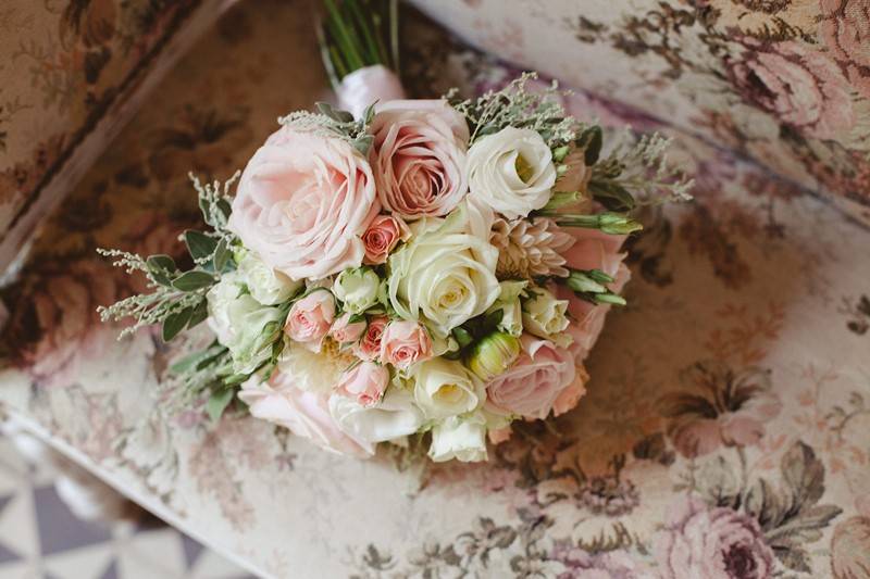 Magnifique bouquet de mariée pour mariage tendance Lyon Marie Pétale 