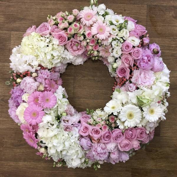 Couronne de fleurs obsèques